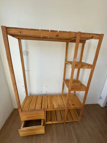Estande arara / Guarda-roupas / Closet