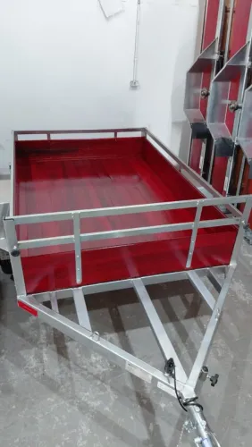 Vendo Carretinha somente a vista 3.900