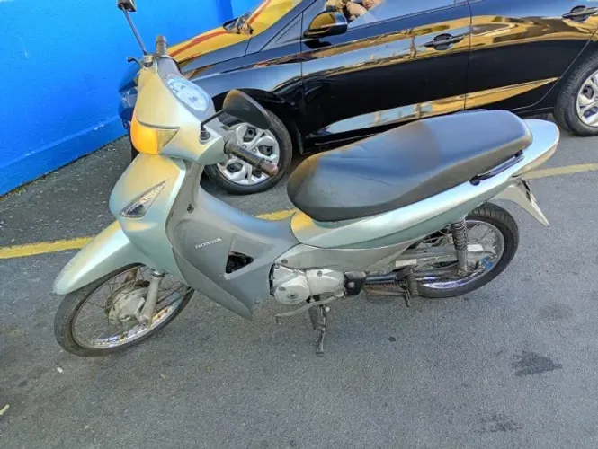 Vendo Moto Honda biz 125 KS 2006