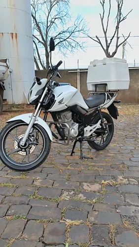 160 cargo com baú