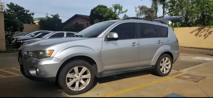Mitsubishi Outlander 2.0 16V 160cv Aut. 2012