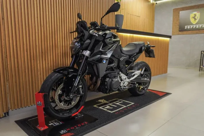 BMW F 900 R Sport 2024