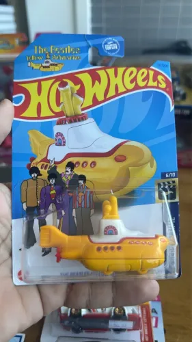 Hot Wheels The Beatles - Yellow Submarine