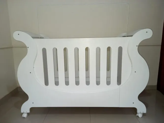 Vendo berço em excelente estado 