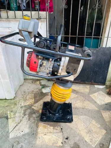COMPACTADOR DE SOLO