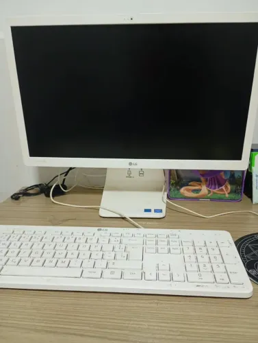 Computador all in one LG 22v280 Intel Usado