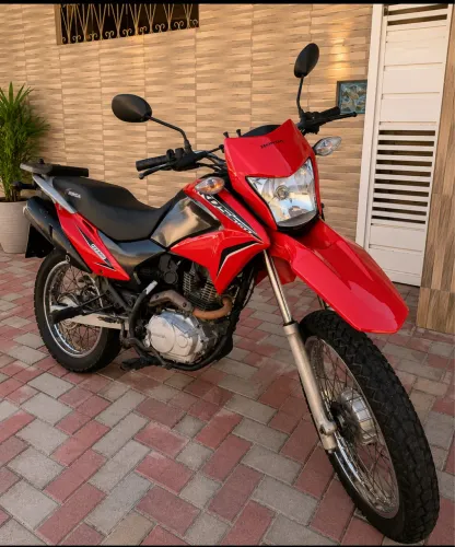 Moto Honda Bros