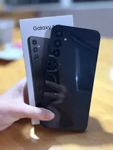 Vendo galaxy A34 novo 450 reais pra sair agora