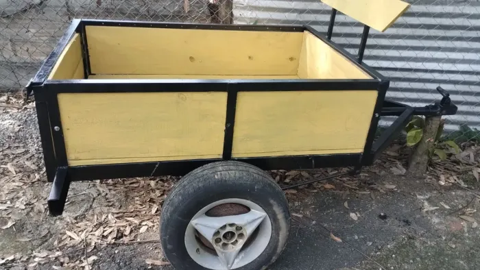 Vendo uma carretinha