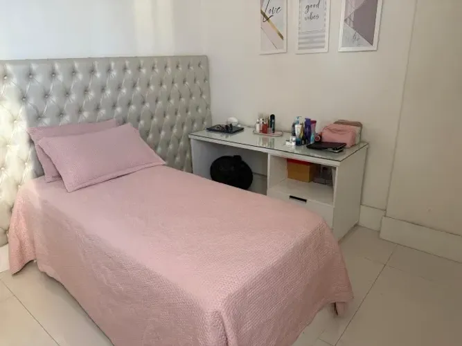 quarto solteiro com escrivaninha *