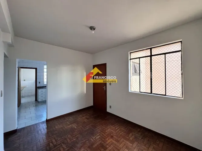 Apartamento para aluguel, 3 quartos, 1 vaga, Afonso Pena - Divinópolis/MG