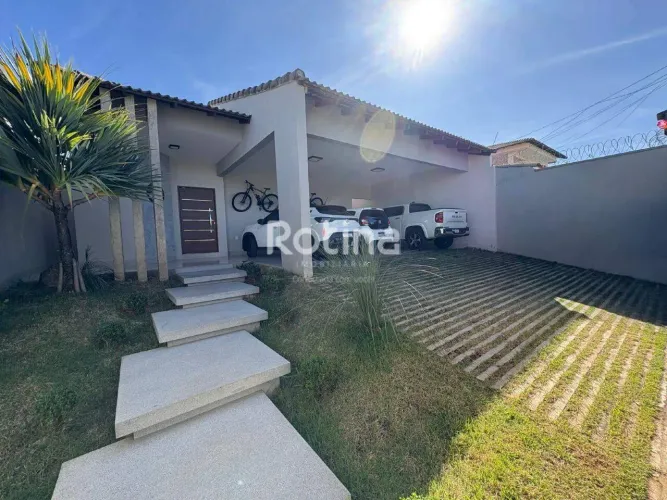 Casa à venda, 4 quartos, Cidade Jardim - Uberlândia/MG - Rotina Imobiliária