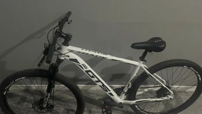 Bicicleta GTS Pro M5 Track Aro 29 Branca Quadro 19 (L) Seminova