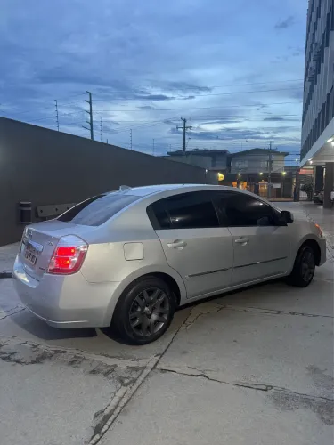 Nissan Sentra 2.0/ 2.0 Flex Fuel 16V Aut. 2011