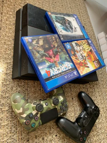PS4