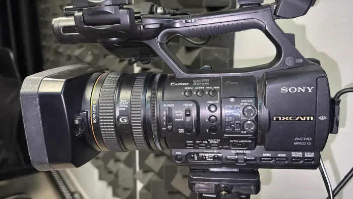 Filmadora profissional Nx5 sony