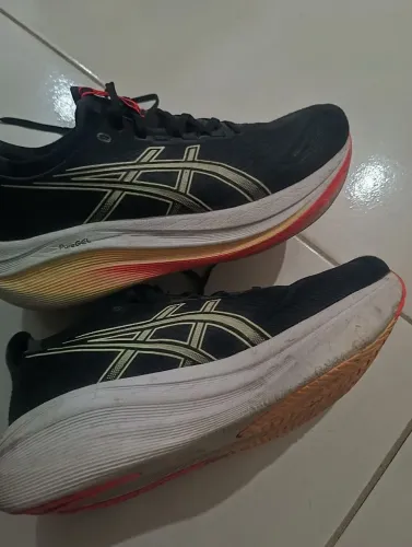 Tênis Asics Nimbus 27 n41