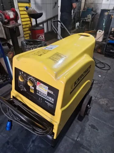 Lavadora karcher HDS 8/15