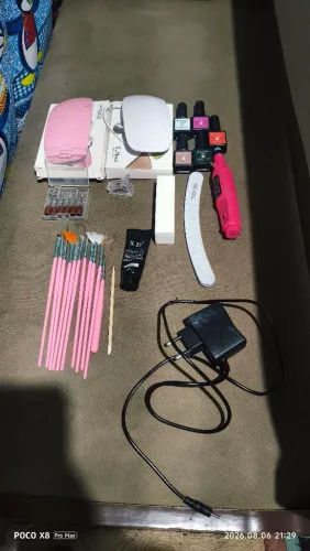 Vende-se kit de unha completo