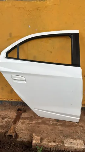 PORTA TRASEIRA DIREITA GM ONIX