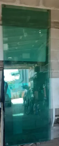 Porta de vidro temperado 8 milímetros 
