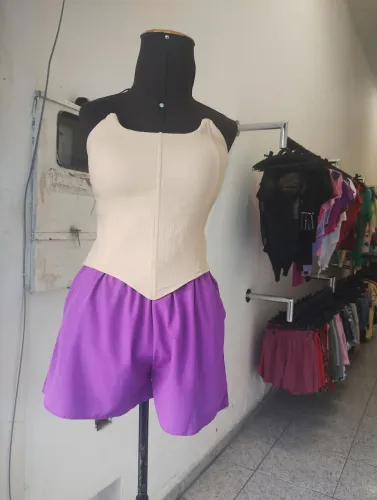 Passo loja de roupas 