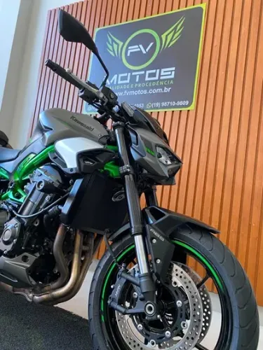 KAWASAKI Z900 2025/2026