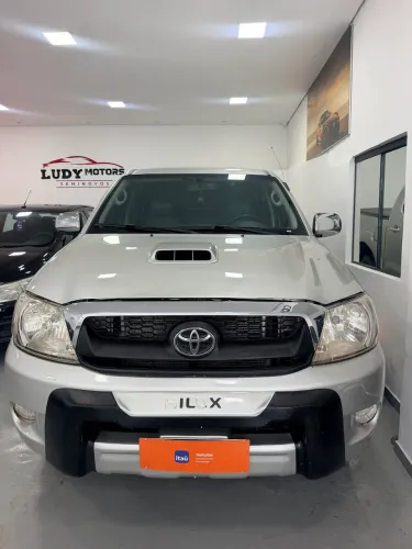 Toyota Hilux CD SRV D4-d 4X4 3.0 TDI Diesel AUT 2008