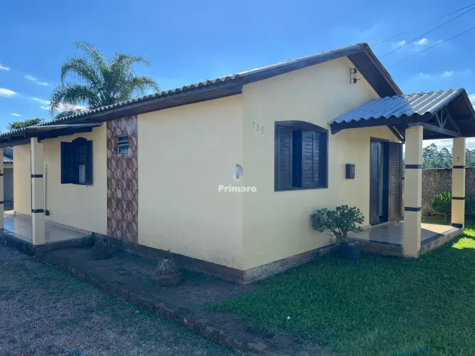 Casa a venda 3 quartos 3 vagas de garagem Monte Video Criciuma