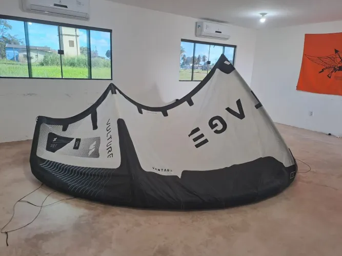 Kitesurf kite 2023 Vantage 12m - kite+barra+mochila 