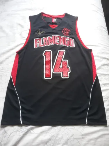Camisa Flamengo Oscar Schmidt tamanho M em bom estado