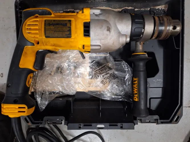 Furadeira DeWALT 1300W 3/4