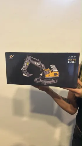 ESCAVADEIRA DE CONTROLE REMOTO 11 CANAIS
