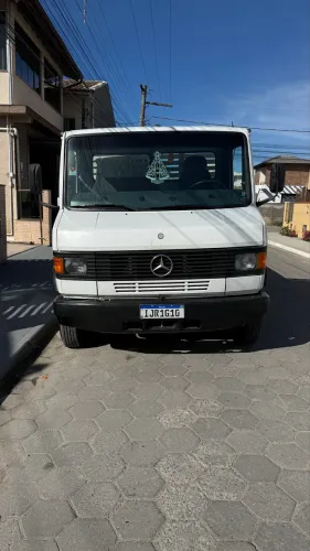 Caminhão M.benz/710