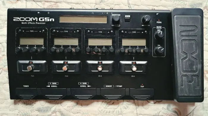 Pedaleira Zoom G5n