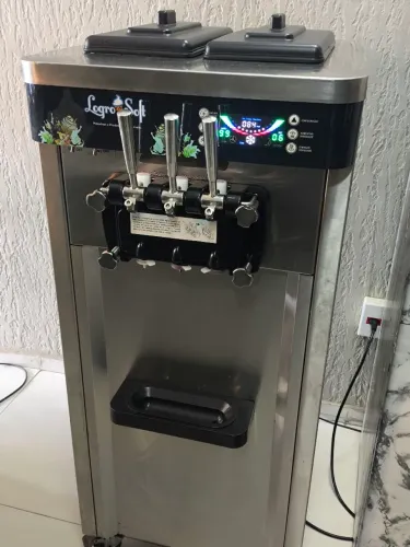 Máquina de sorvete logro soft
