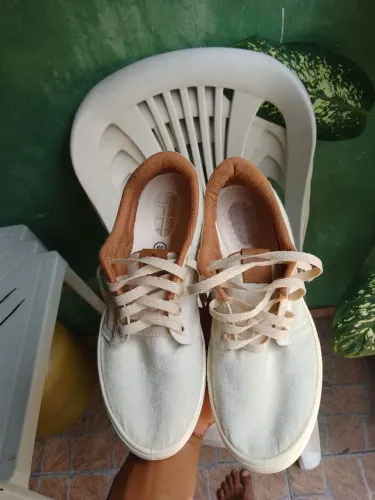 Vendo sapato woche tamanho 39 está bem conservado pouco foi usado