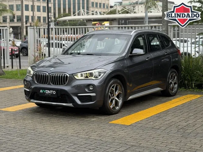 BMW X1 Sdrive 20I X-line 2.0 TB Active Flex 2017