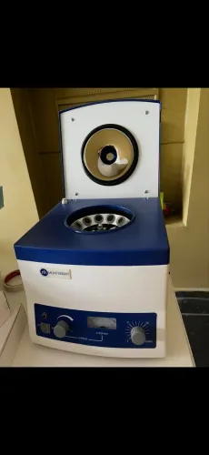 Centrifuga odontológica 