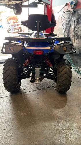 Quadriciculo Ventura 400