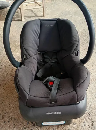 Bebê conforto/ cadeira de alimentação Galzerano
