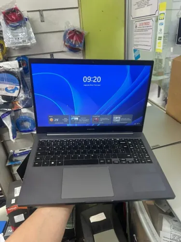 Notebook 8GB RAM 