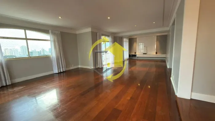 ESPETACULAR APARTAMENTO 252 M² - 4 DORM (2 SUÍTES) - 4 VAGAS - LOCALIZAÇÃO PRIVILEGIADA