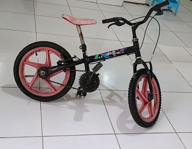 Vende bicicleta infantil
