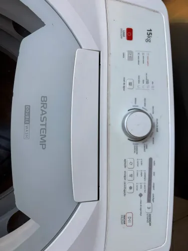 Maquina de lavar roupa 