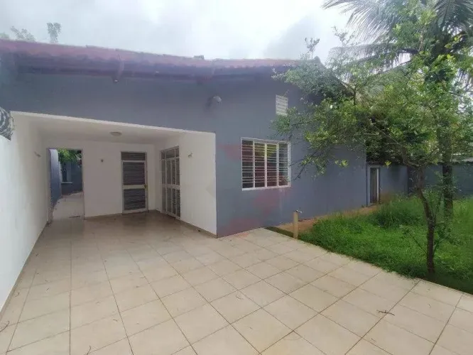 Casa com 3 dormitórios para alugar, 360 m² por R$ 5.700,00/mês - Setor Nova Suiça - Goiâni