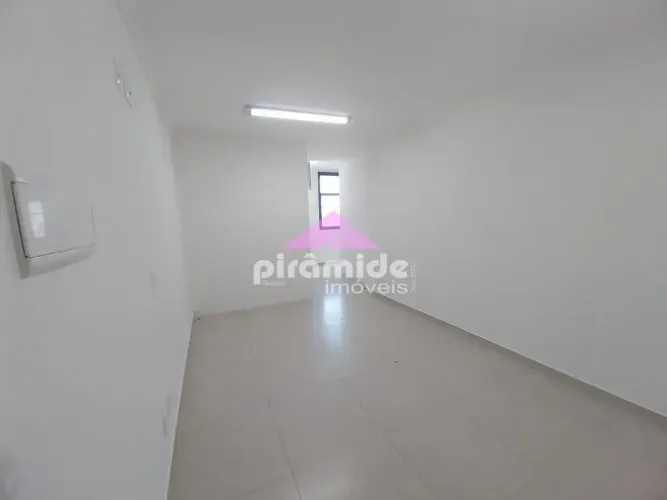 Sala Comercial no Centro no Condomínio Sky II Espaço Empresarial em São José dos Campos