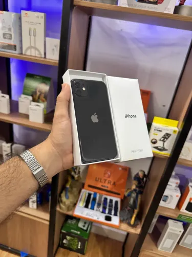 iPhone 11 64GB ac cartão bateria 100%