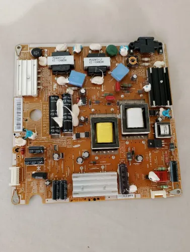 Placa fonte tv Samsung un32c4000pm