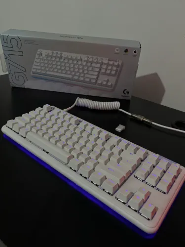 Teclado Logitech G715 Branco